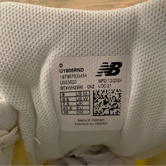 Men’s New Balance Yellow/Green 1906r Sneakers - Picture 3 of 5